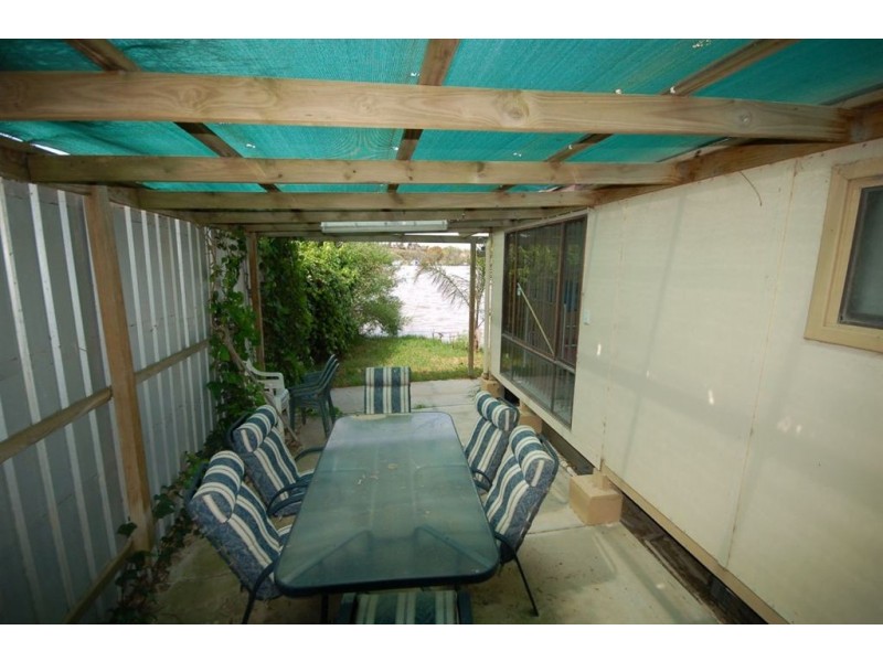 Shack 120/Lot 1 104-105 Sturt Reserve Road Murray Bridge, Murray Bridge SA 5253