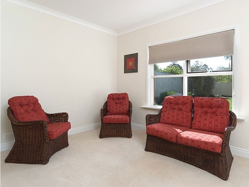 2 Hereford Avenue, Hahndorf SA 5245