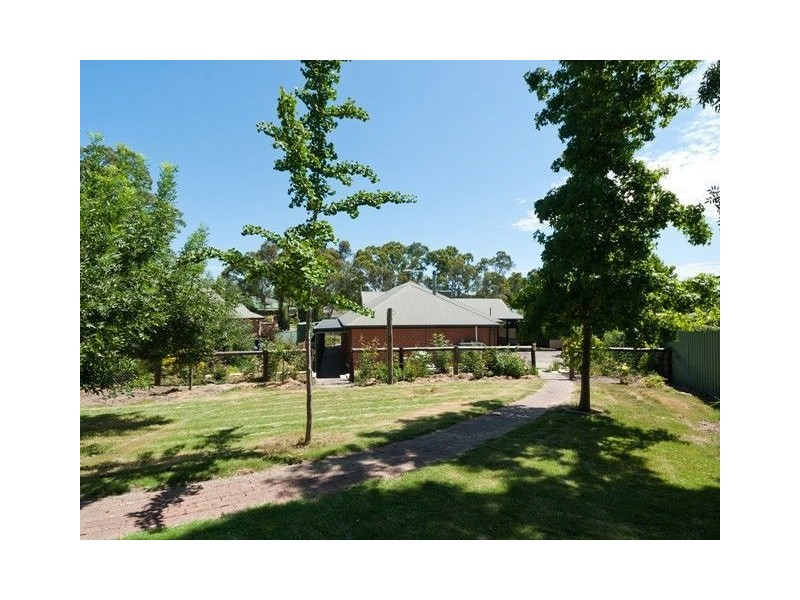 13 Byard Place, Hahndorf SA 5245