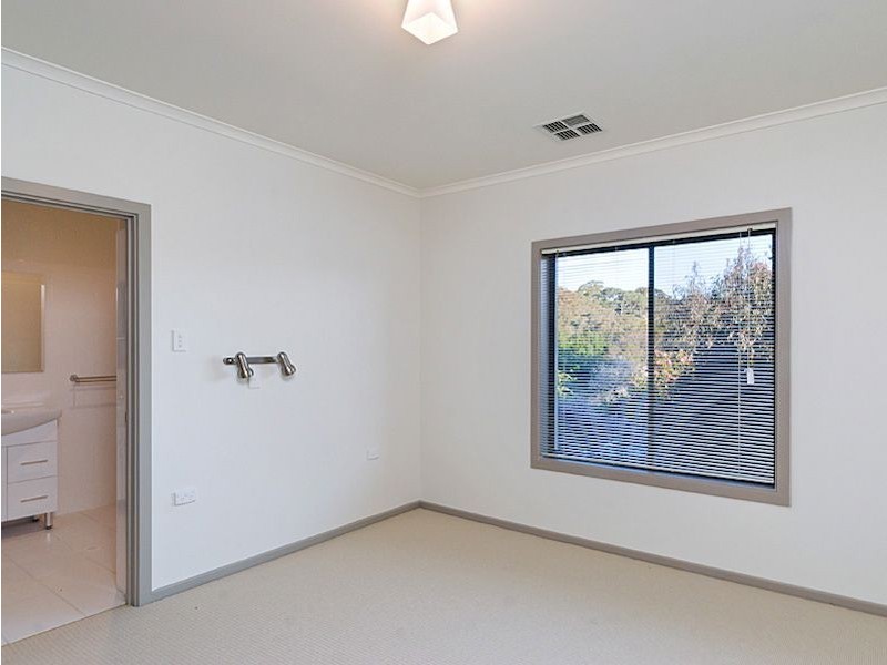 43 Cameron Road, Mount Barker SA 5251