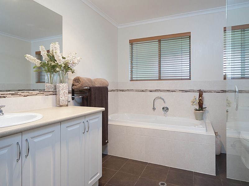 7 Heinrich Court, Mount Barker SA 5251