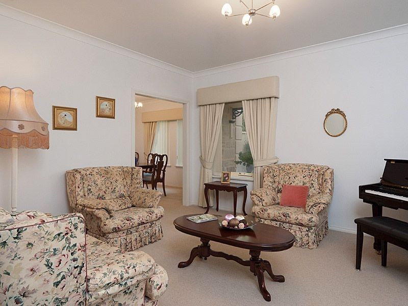 2 Warriparinga Avenue, Craigburn Farm SA 5051