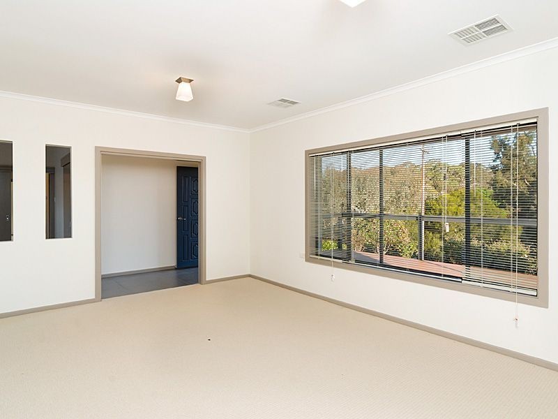 43 Cameron Road, Mount Barker SA 5251