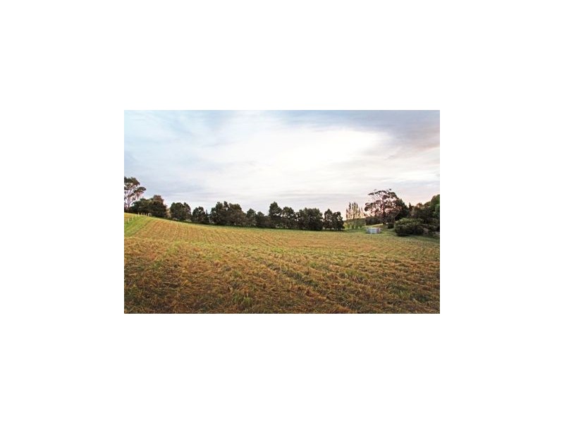Lt 18 Woods Hill Road, Summertown SA 5141