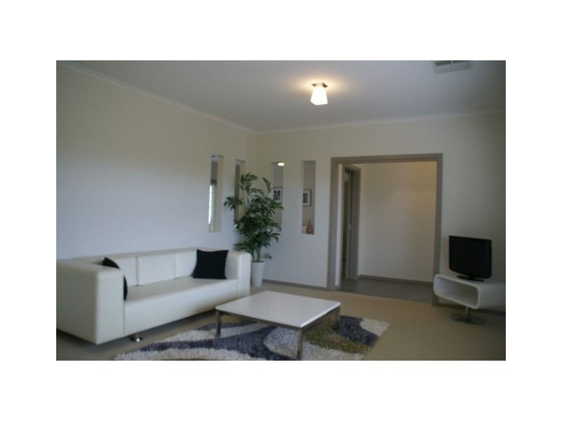 43 Cameron Road, Mount Barker SA 5251