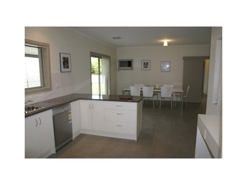 43 Cameron Road, Mount Barker SA 5251