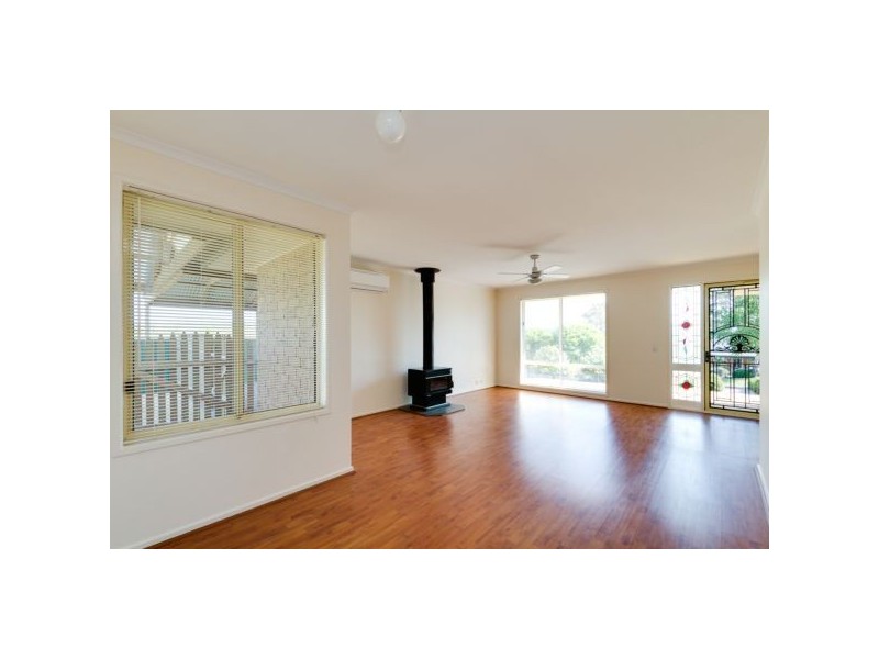 4 Bruce Close, Mount Barker SA 5251