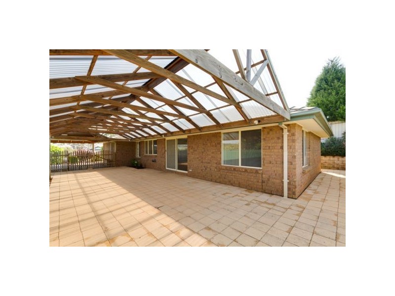 4 Bruce Close, Mount Barker SA 5251