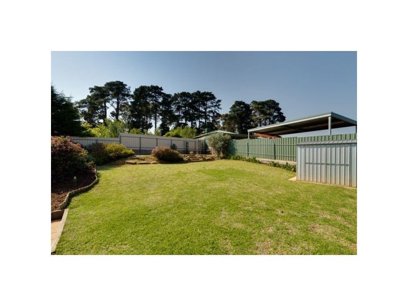 4 Bruce Close, Mount Barker SA 5251