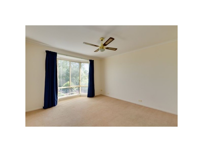 4 Bruce Close, Mount Barker SA 5251