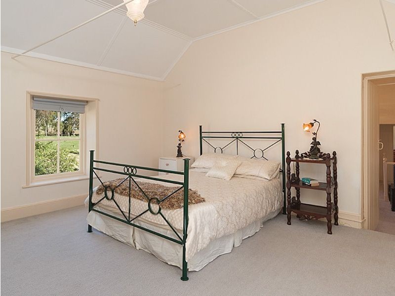 111 Mt Pleasant-Keyneton Road, Mount Pleasant SA 5235