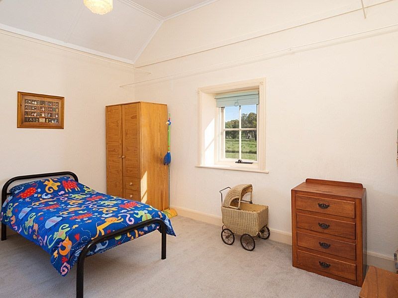 111 Mt Pleasant-Keyneton Road, Mount Pleasant SA 5235