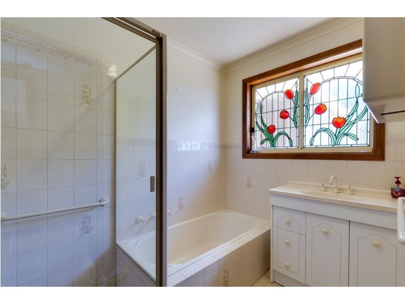 20 Barker Road, Mount Barker SA 5251