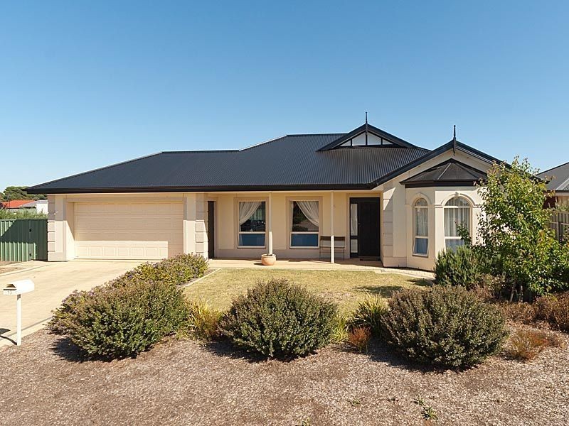 13 Strathford Way, Strathalbyn SA 5255