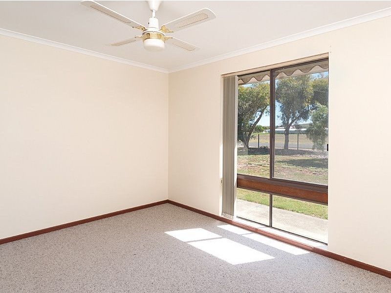 2 Zerna Avenue, Murray Bridge SA 5253