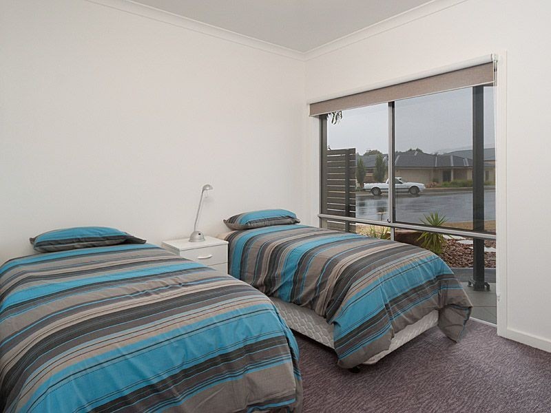 9 Links Court, Victor Harbor SA 5211