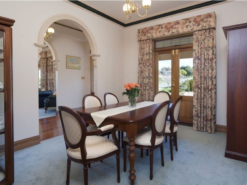 2 Schaefer Court, Mount Barker SA 5251