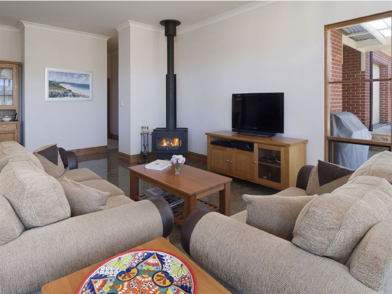 2 Schaefer Court, Mount Barker SA 5251