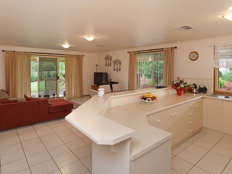 5 Young Court, Mount Barker SA 5251