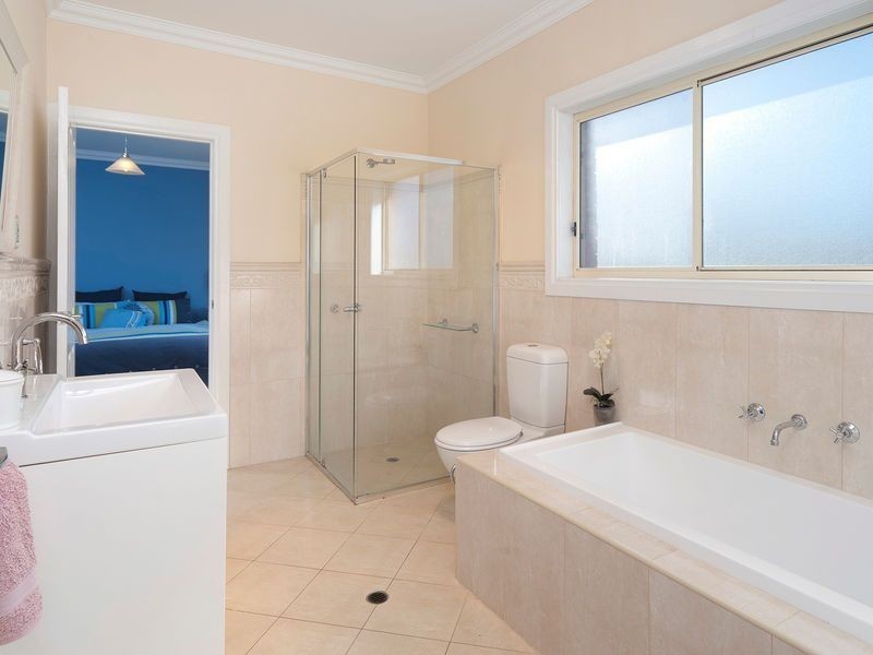 14 Claret Ash Drive, Mount Barker SA 5251