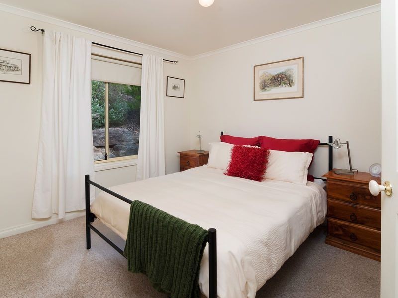 2 Les Bell Drive, Mount Barker SA 5251