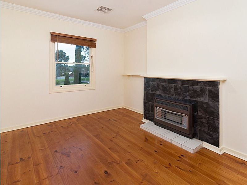 8 Jubilee Crescent, Mount Barker SA 5251