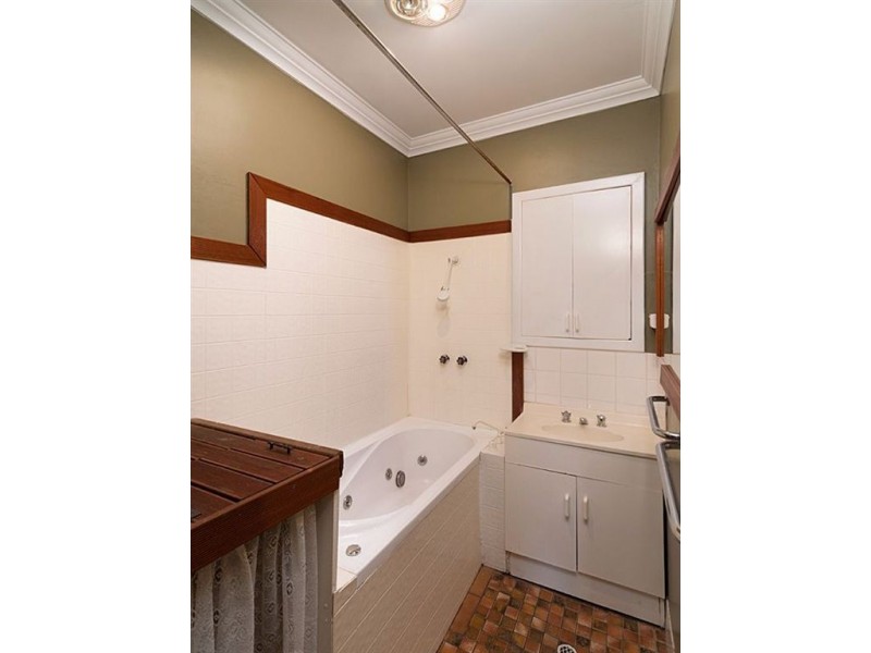 8 Jubilee Crescent, Mount Barker SA 5251