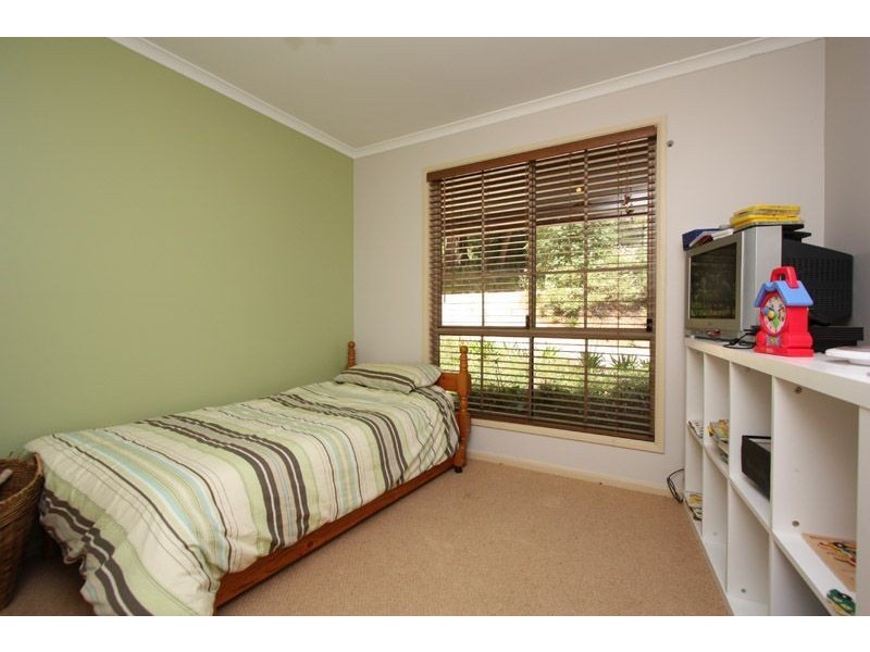 9 Norman Road, Bridgewater SA 5155