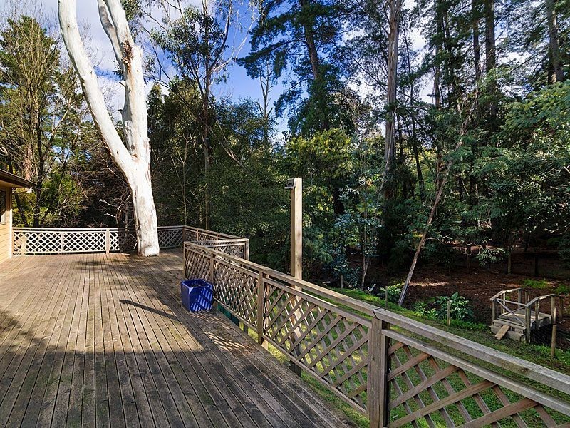 9 Norman Road, Bridgewater SA 5155