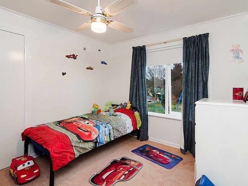 9 Allendale Grove, Woodside SA 5244