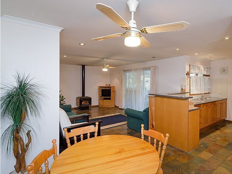 12 Theel Avenue, Birdwood SA 5234