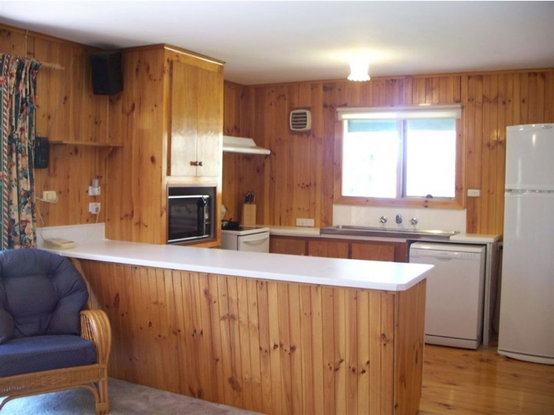 13 Narcoonah Road, Birdwood SA 5234