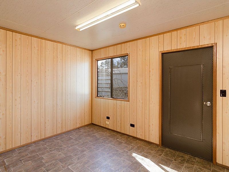 24 Dumas Street, Mount Barker SA 5251