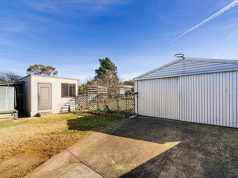 24 Dumas Street, Mount Barker SA 5251