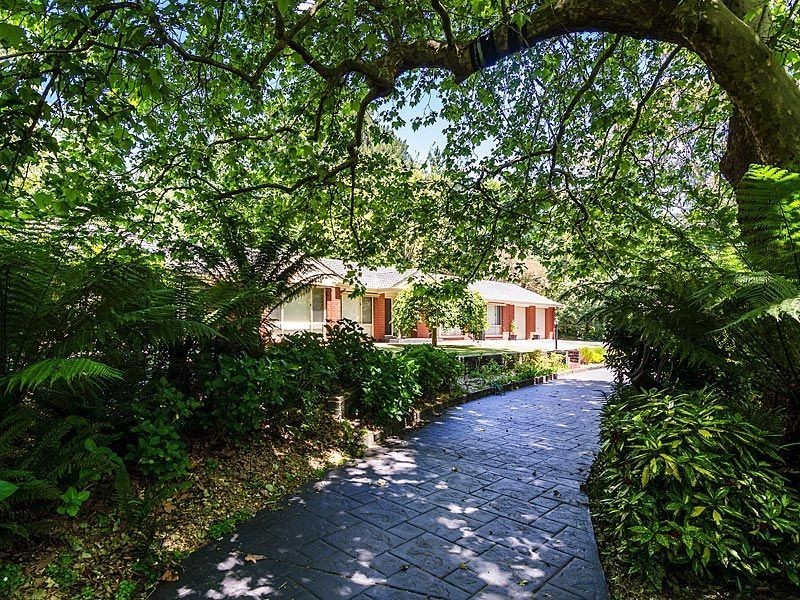 60 Pomona Road, Stirling SA 5152