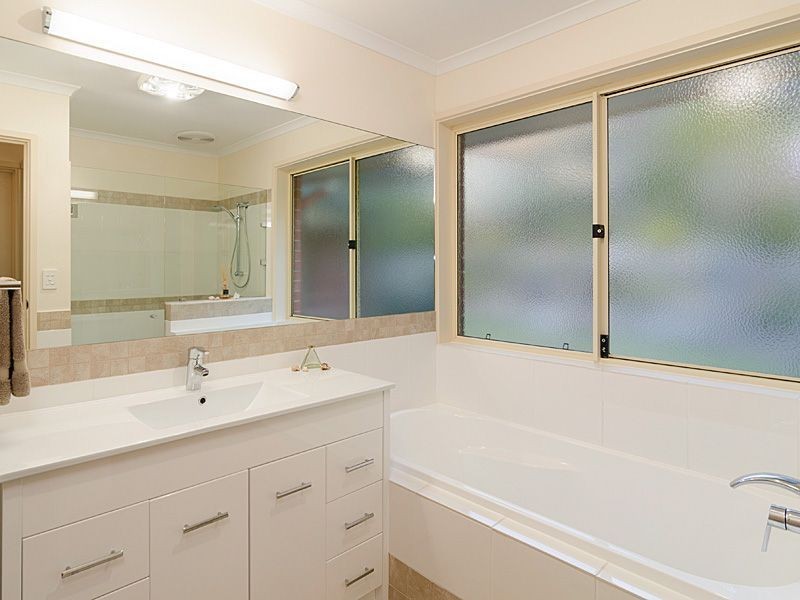 60 Pomona Road, Stirling SA 5152