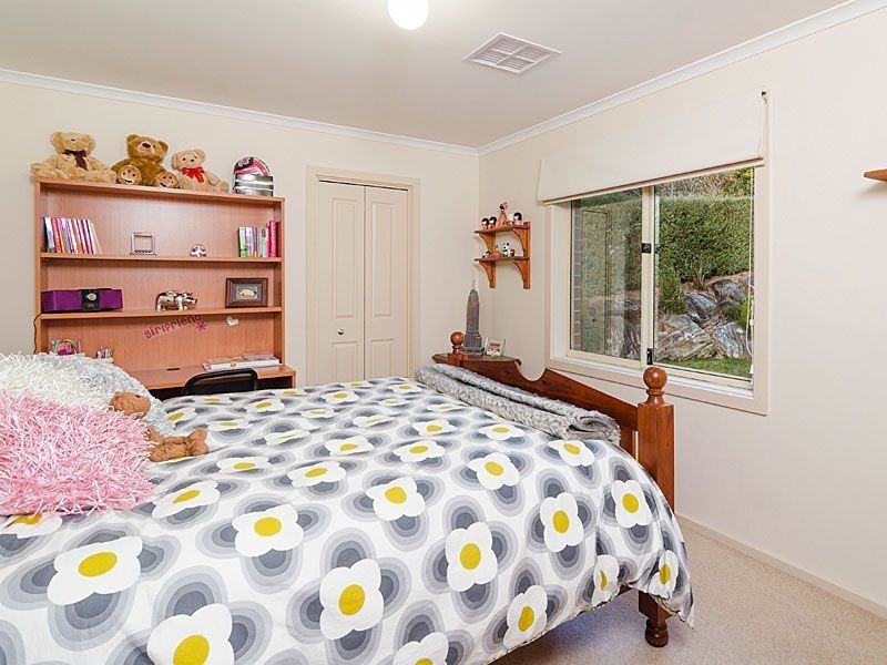 60 Pomona Road, Stirling SA 5152