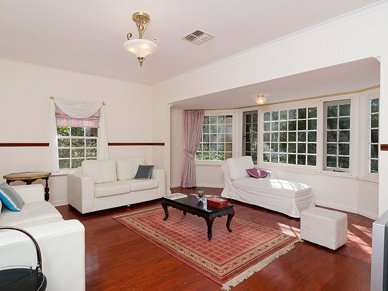 18 Fenchurch Road, Aldgate SA 5154