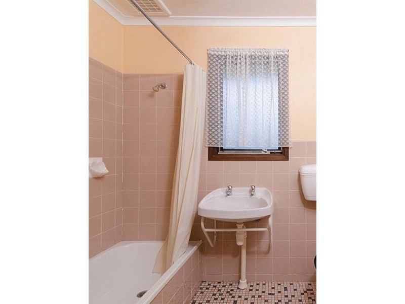 60 Victoria Road, Mount Barker SA 5251