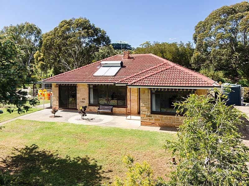 361 Bull Creek Road PARIS CREEK, Meadows SA 5201