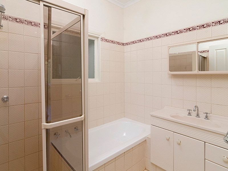 361 Bull Creek Road PARIS CREEK, Meadows SA 5201