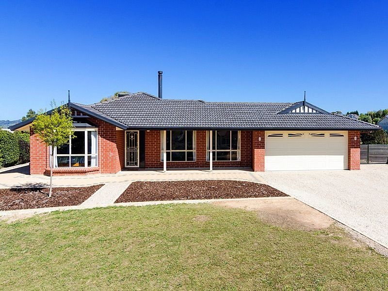 126 Burnbank Way, Mount Barker SA 5251