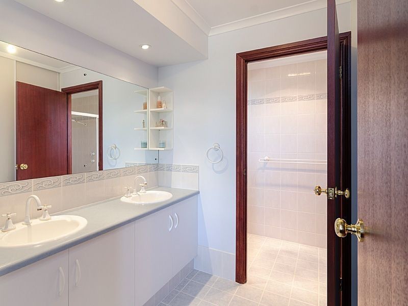 126 Burnbank Way, Mount Barker SA 5251