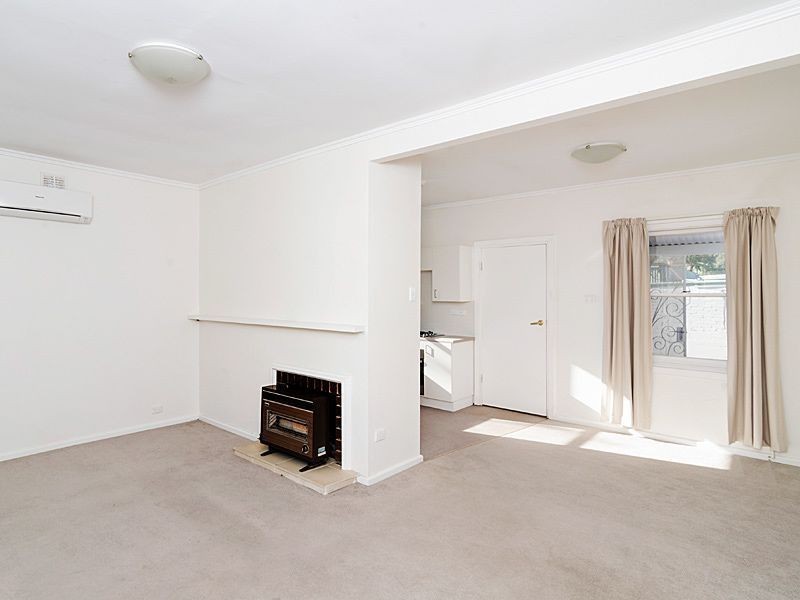 18 Parker Avenue, Strathalbyn SA 5255