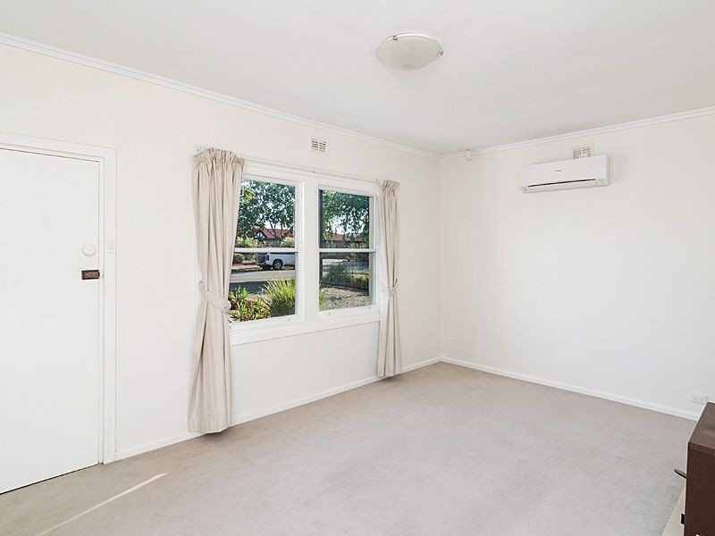 18 Parker Avenue, Strathalbyn SA 5255