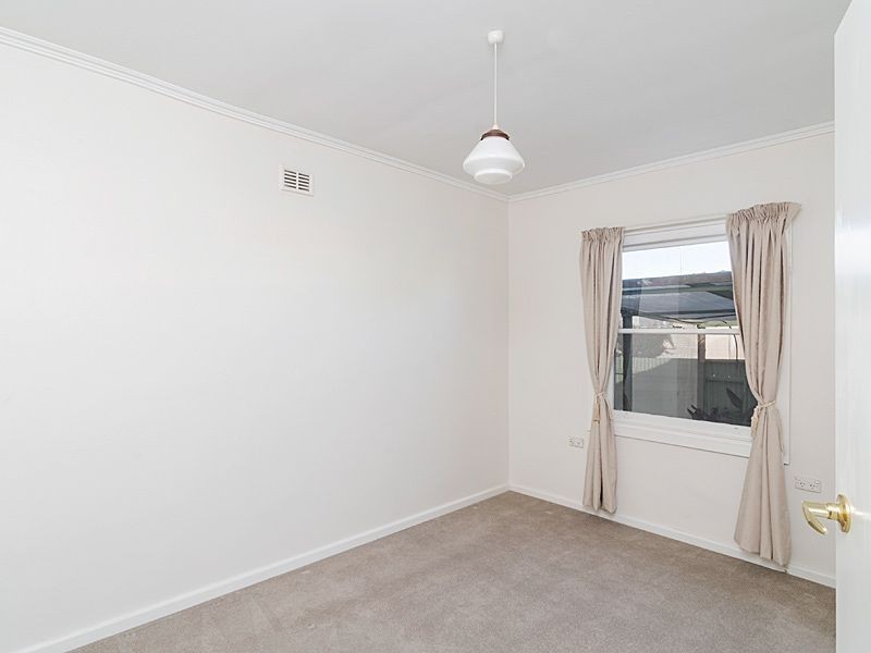 18 Parker Avenue, Strathalbyn SA 5255