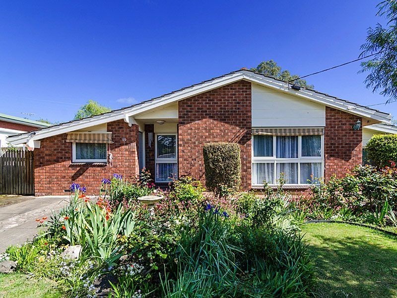 19 Mansfield Road, Mount Barker SA 5251