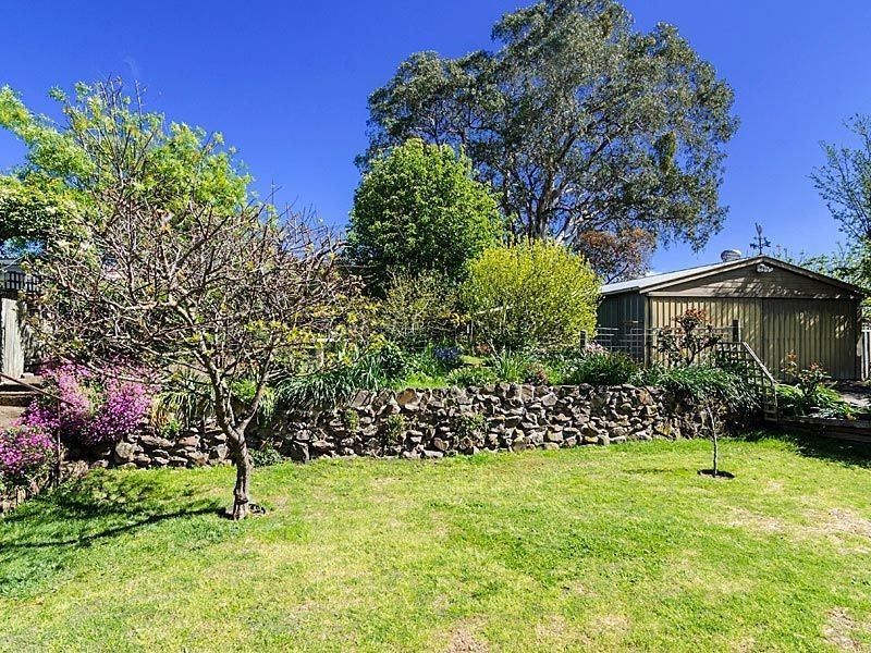 19 Mansfield Road, Mount Barker SA 5251