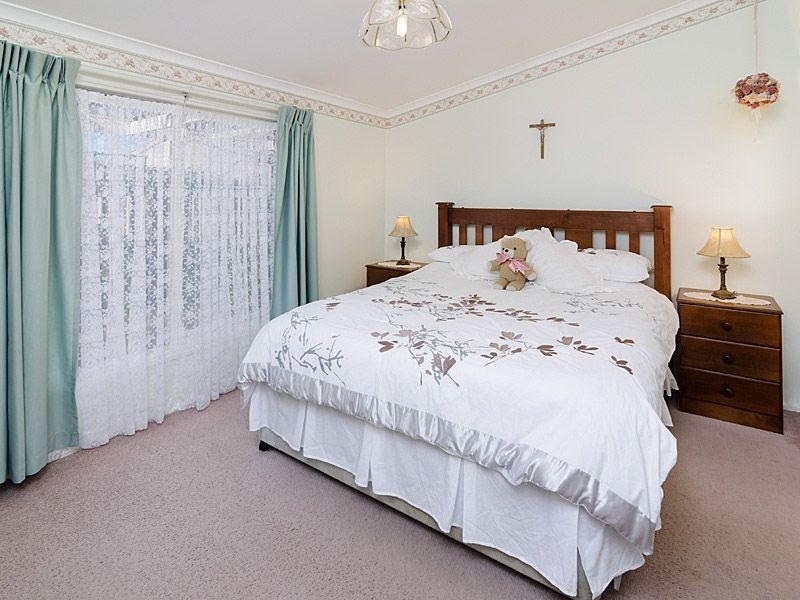 19 Mansfield Road, Mount Barker SA 5251