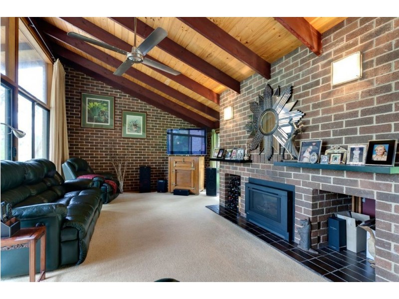 17 Mabel Street, Stirling SA 5152